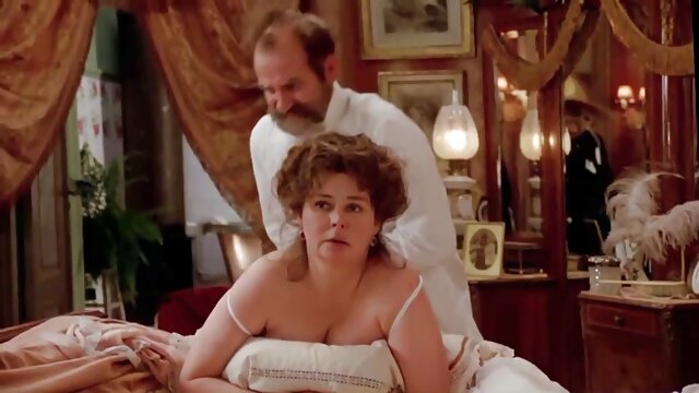 Vidéo Scène de sexe anal Racconti immorali porno femme avec des formes (1996) Angelica Bella